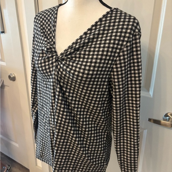 Old Navy gingham black and white soft long sleeve top size L - Picture 10 of 16